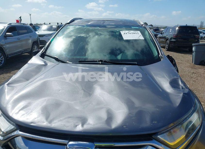 Photo 6 of 2019 Honda Cr-v TOURING (VIN 7FARW1H99KE005270)