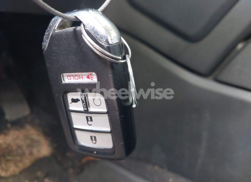 Photo 11 of 2018 Honda Cr-v TOURING (VIN 7FARW1H9XJE040530)