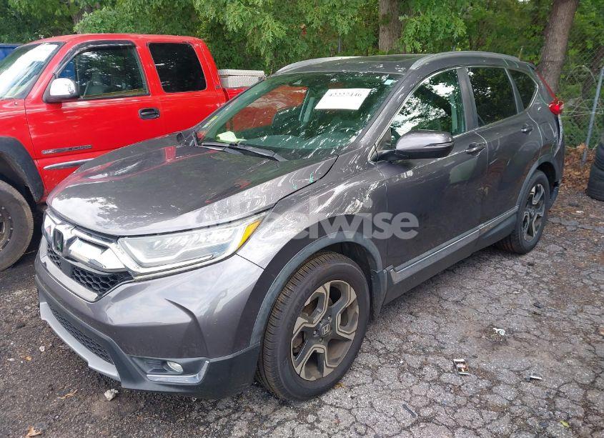 Photo 2 of 2018 Honda Cr-v TOURING (VIN 7FARW1H9XJE040530)