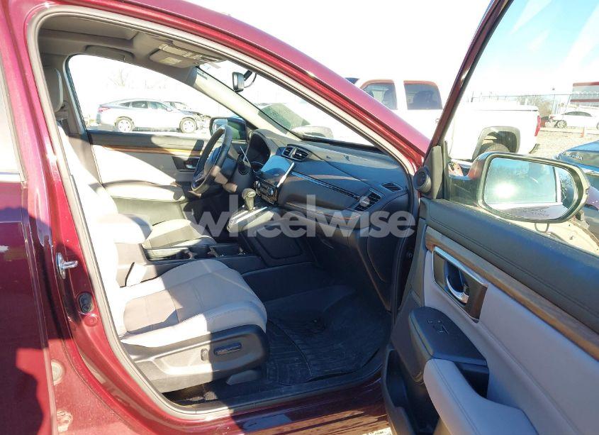 Photo 5 of 2018 Honda Cr-v TOURING (VIN 7FARW1H9XJE053682)