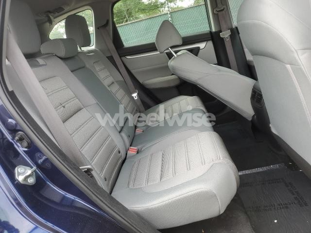 Photo 6 of 2020 HONDA CR-V LX (VIN 7FARW2H27LE007223)