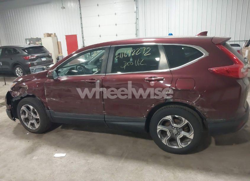 Photo 14 of 2018 Honda Cr-v EX (VIN 7FARW2H50JE010455)