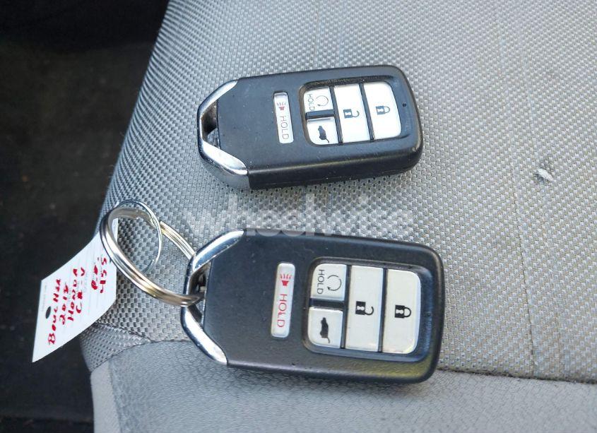 Photo 11 of 2018 Honda Cr-v EX (VIN 7FARW2H50JE033721)