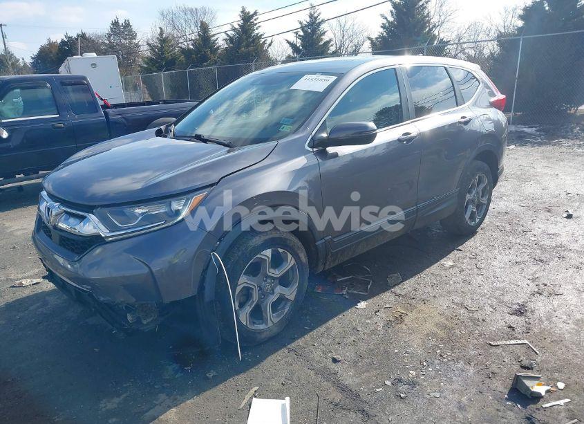 Photo 2 of 2019 Honda Cr-v EX (VIN 7FARW2H50KE046101)