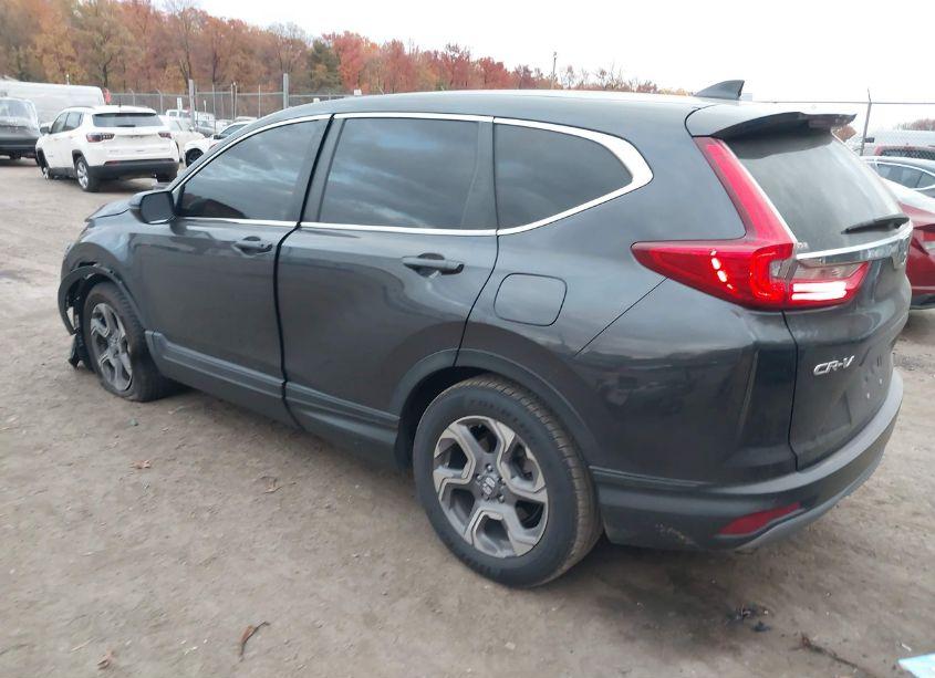 Photo 3 of 2019 Honda Cr-v EX (VIN 7FARW2H50KE056210)