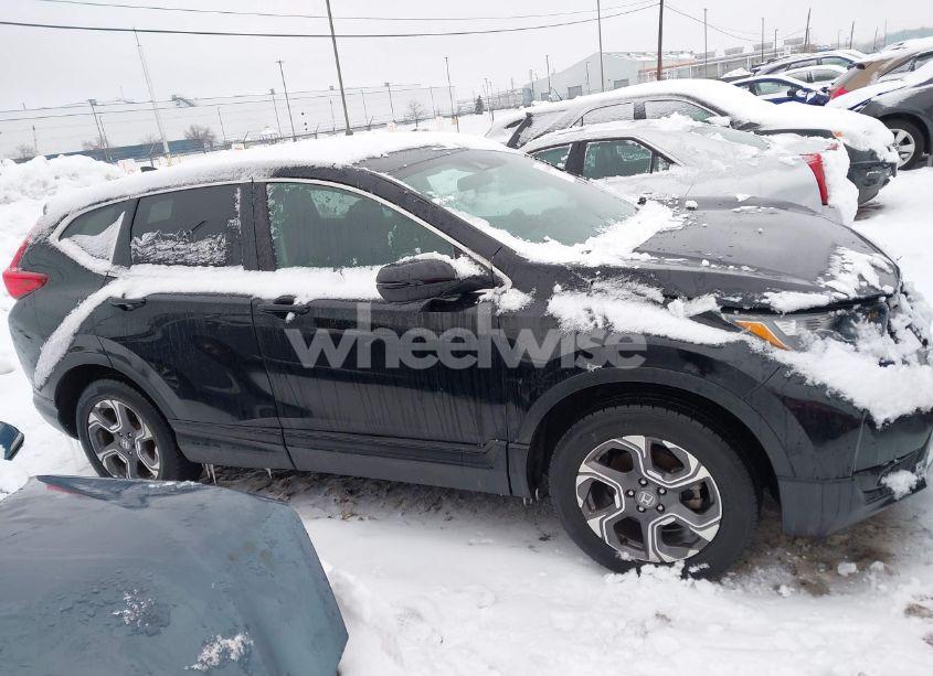 Photo 13 of 2018 Honda Cr-v EX (VIN 7FARW2H51JE001246)