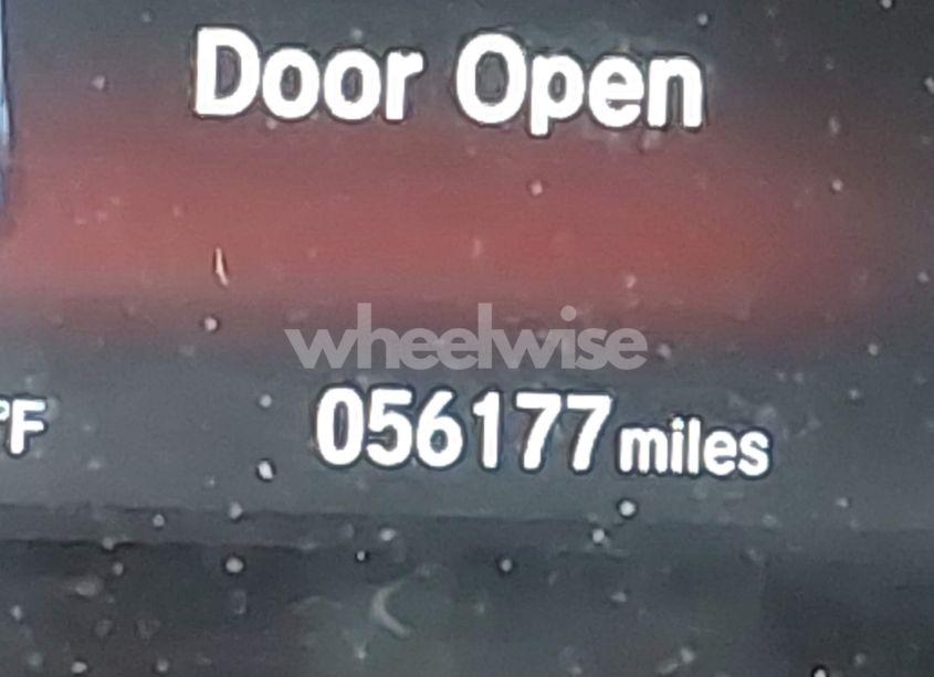 Photo 15 of 2018 Honda Cr-v EX (VIN 7FARW2H51JE001246)