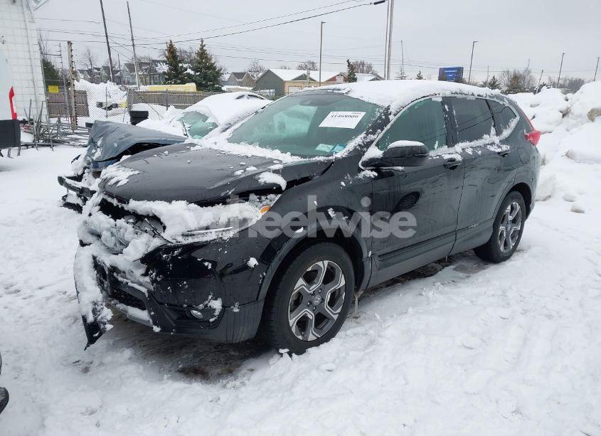 Photo 2 of 2018 Honda Cr-v EX (VIN 7FARW2H51JE001246)