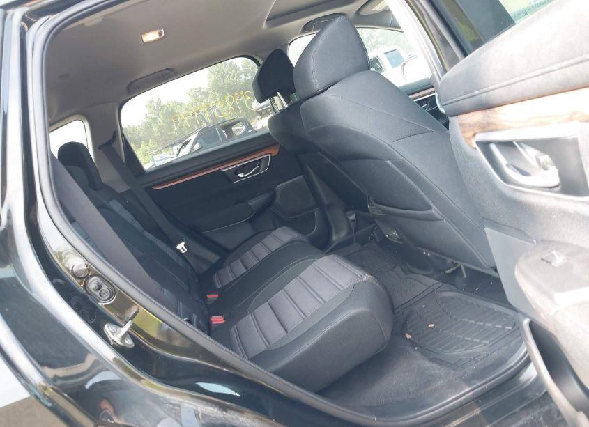 Photo 8 of 2018 Honda Cr-v EX (VIN 7FARW2H51JE058286)