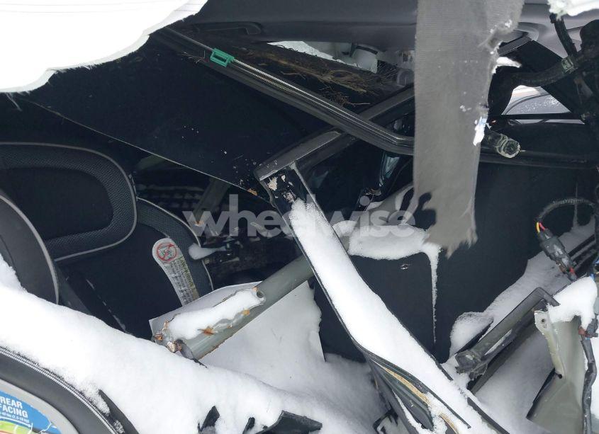 Photo 8 of 2019 Honda Cr-v EX (VIN 7FARW2H51KE017674)