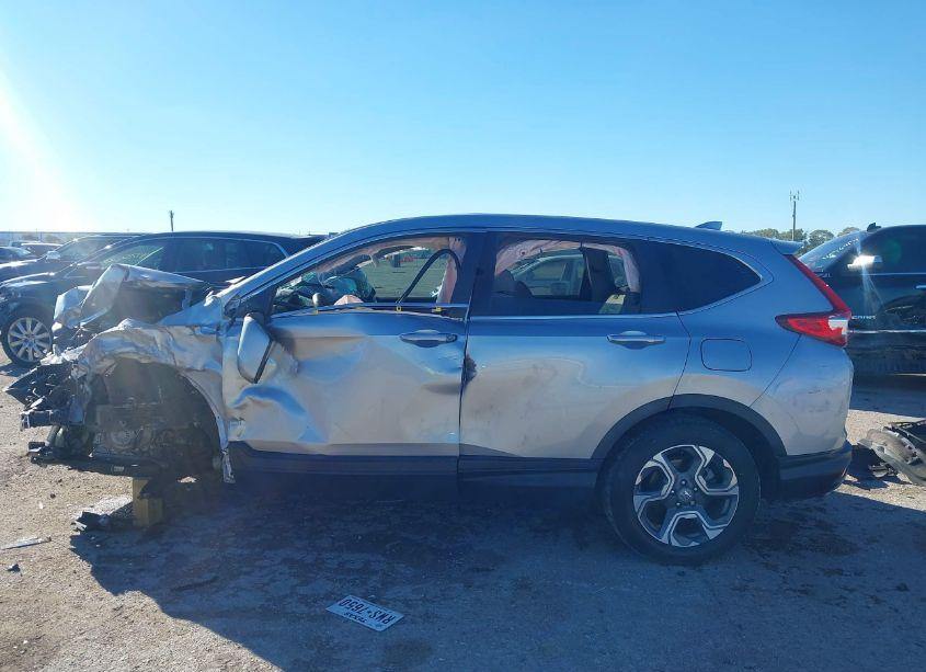 Photo 14 of 2018 Honda Cr-v EX (VIN 7FARW2H52JE015074)