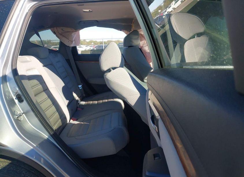 Photo 8 of 2018 Honda Cr-v EX (VIN 7FARW2H52JE015074)