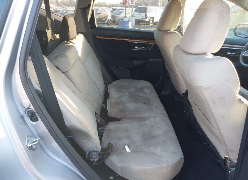 Photo 8 of 2018 Honda Cr-v EX (VIN 7FARW2H52JE056885)