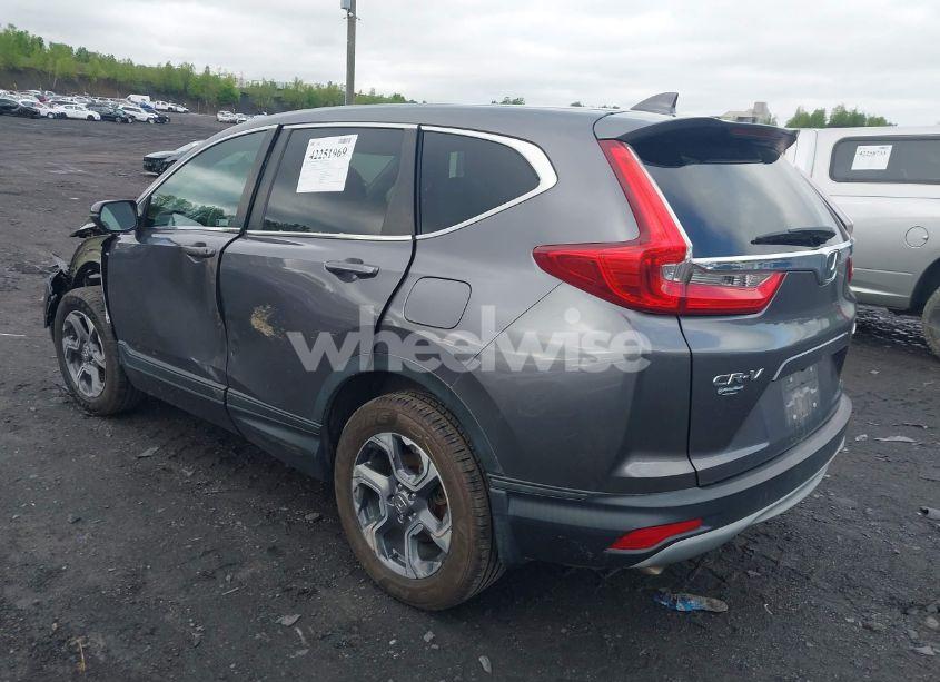 Photo 3 of 2019 Honda Cr-v EX (VIN 7FARW2H52KE037769)