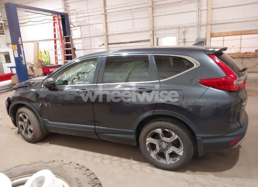 Photo 14 of 2018 Honda Cr-v EX (VIN 7FARW2H54JE028926)