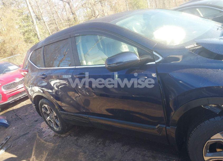 Photo 14 of 2018 Honda Cr-v EX (VIN 7FARW2H54JE070805)