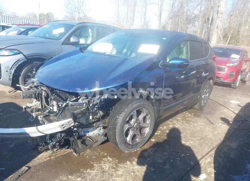 Photo 2 of 2018 Honda Cr-v EX (VIN 7FARW2H54JE070805)