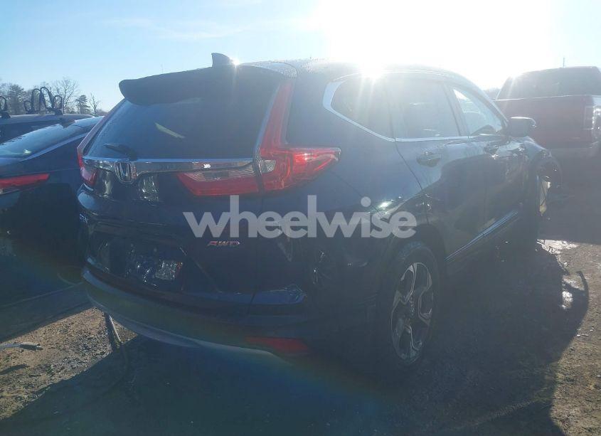 Photo 4 of 2018 Honda Cr-v EX (VIN 7FARW2H54JE070805)