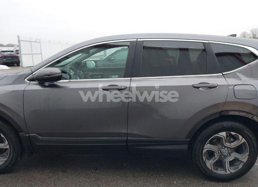 Photo 15 of 2018 Honda Cr-v EX (VIN 7FARW2H54JE098314)