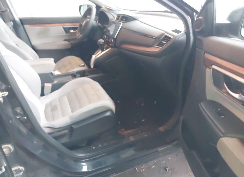 Photo 5 of 2018 Honda Cr-v EX (VIN 7FARW2H55JE012136)