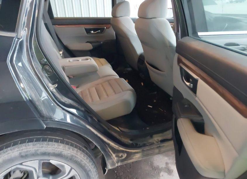 Photo 8 of 2018 Honda Cr-v EX (VIN 7FARW2H55JE012136)