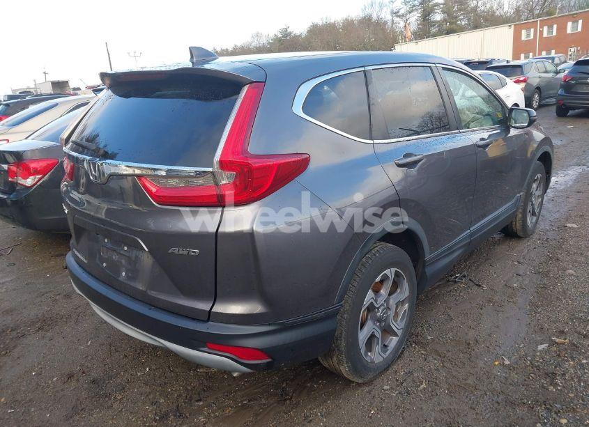 Photo 4 of 2018 Honda Cr-v EX (VIN 7FARW2H55JE059151)