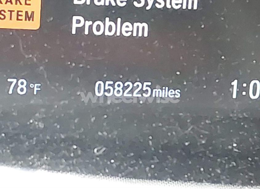 Photo 15 of 2018 Honda Cr-v EX (VIN 7FARW2H55JE103780)