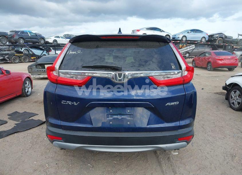 Photo 16 of 2018 Honda Cr-v EX (VIN 7FARW2H55JE103780)
