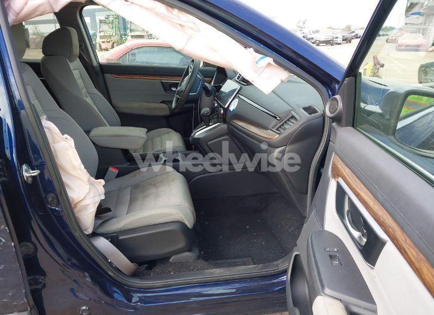 Photo 5 of 2018 Honda Cr-v EX (VIN 7FARW2H55JE103780)