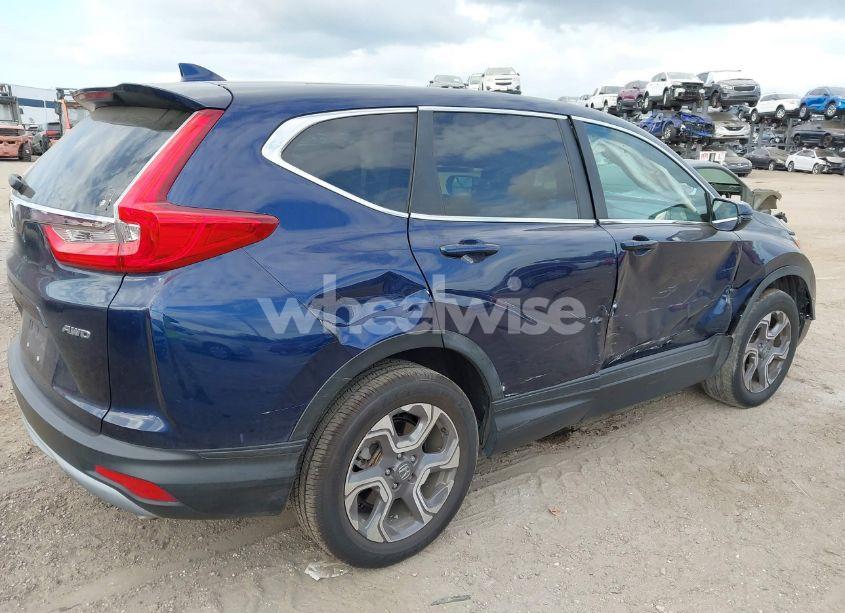 Photo 6 of 2018 Honda Cr-v EX (VIN 7FARW2H55JE103780)