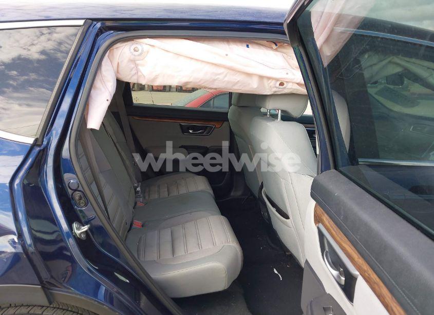 Photo 8 of 2018 Honda Cr-v EX (VIN 7FARW2H55JE103780)