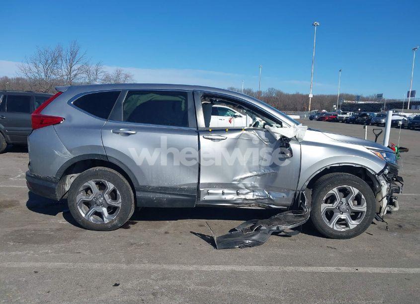 Photo 13 of 2019 Honda Cr-v EX (VIN 7FARW2H55KE031982)