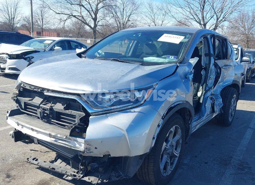 Photo 2 of 2019 Honda Cr-v EX (VIN 7FARW2H55KE031982)