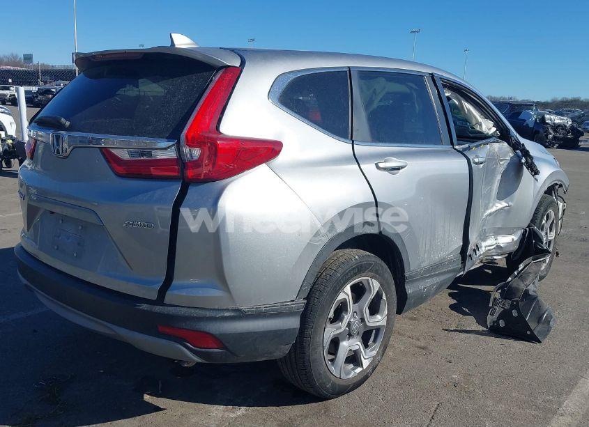 Photo 4 of 2019 Honda Cr-v EX (VIN 7FARW2H55KE031982)