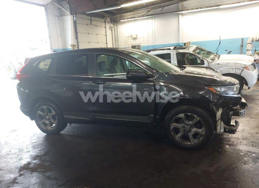 Photo 14 of 2018 Honda Cr-v EX (VIN 7FARW2H56JE019659)