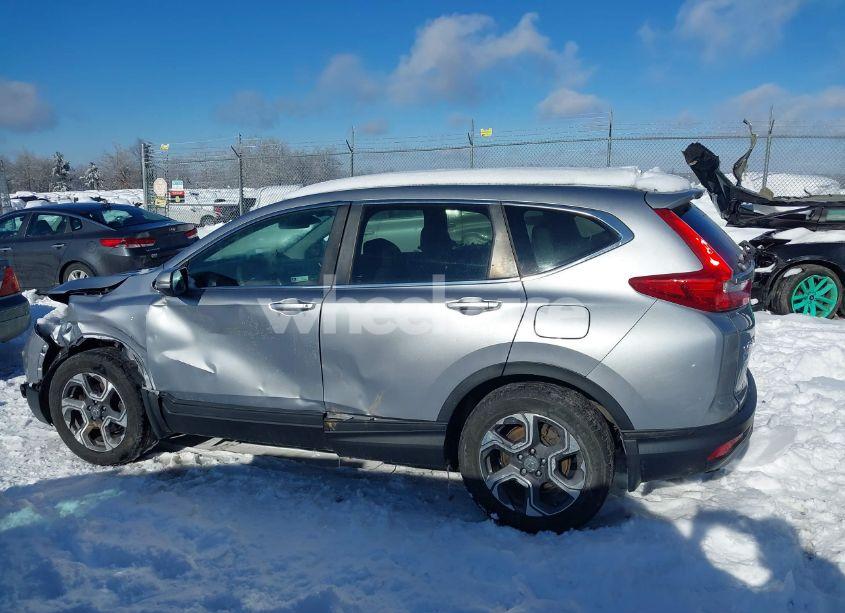 Photo 14 of 2018 Honda Cr-v EX (VIN 7FARW2H56JE044691)