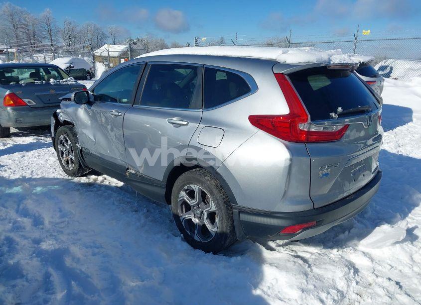 Photo 3 of 2018 Honda Cr-v EX (VIN 7FARW2H56JE044691)