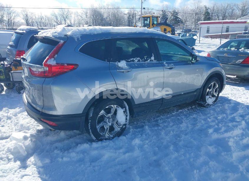 Photo 4 of 2018 Honda Cr-v EX (VIN 7FARW2H56JE044691)