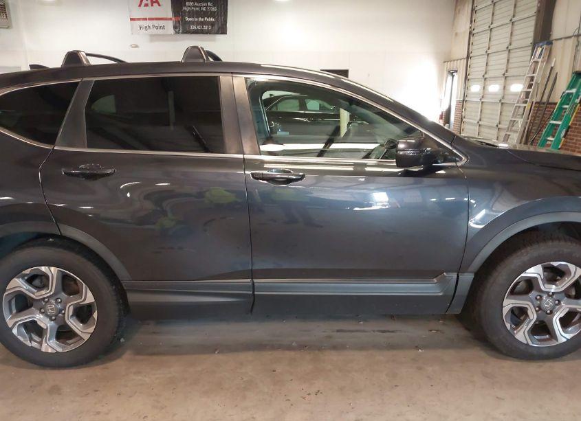 Photo 13 of 2018 Honda Cr-v EX (VIN 7FARW2H56JE049244)