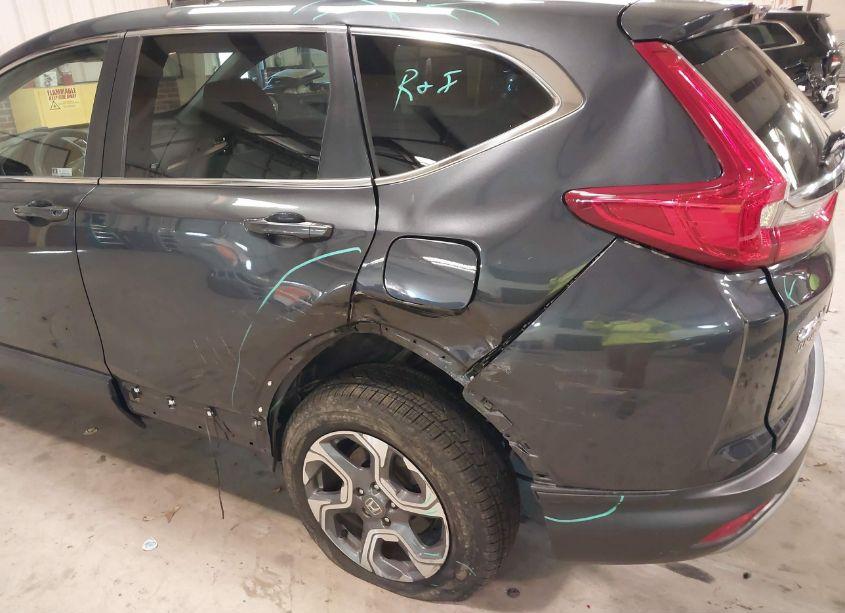 Photo 17 of 2018 Honda Cr-v EX (VIN 7FARW2H56JE049244)