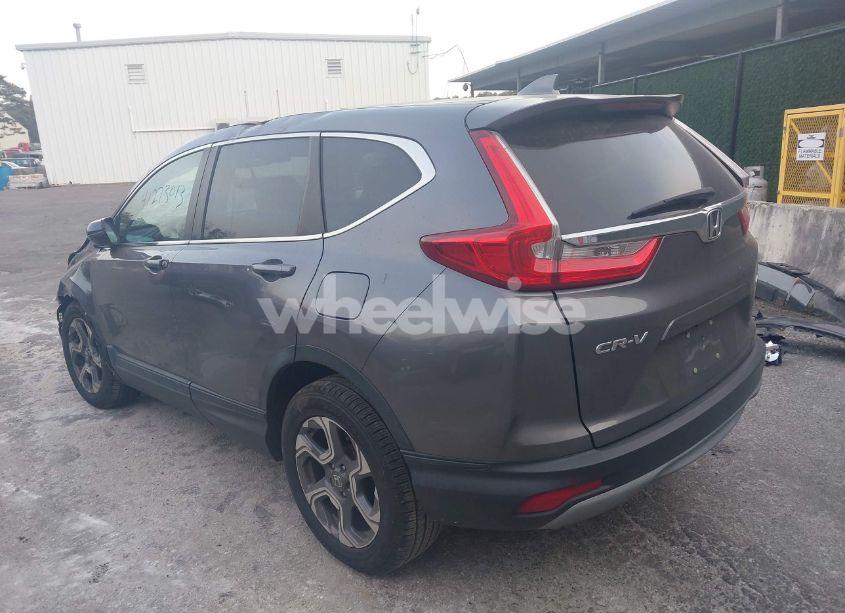 Photo 3 of 2018 Honda Cr-v EX (VIN 7FARW2H56JE059823)