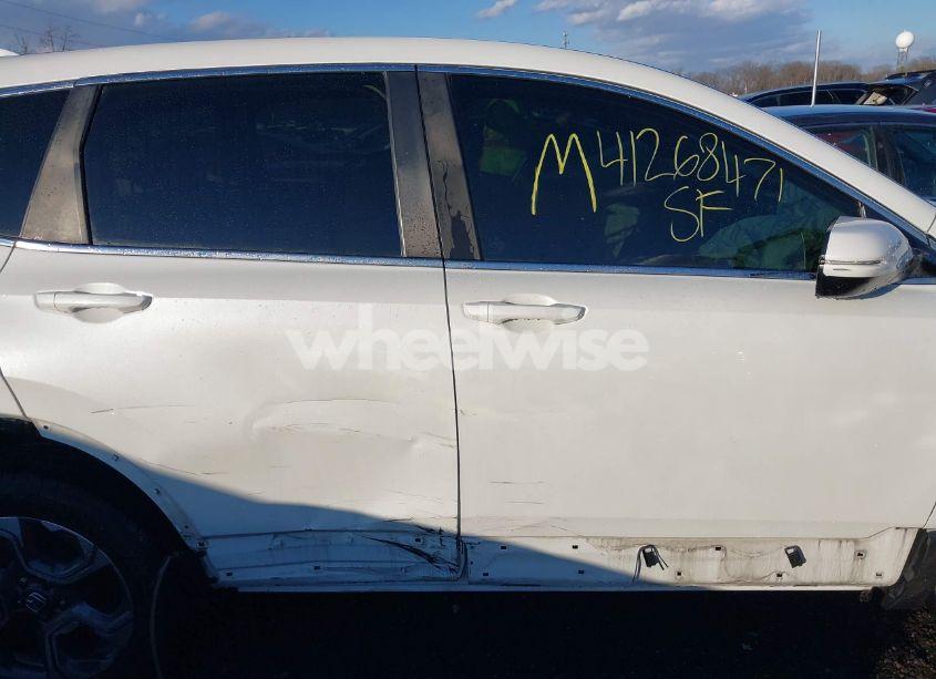 Photo 13 of 2019 Honda Cr-v EX (VIN 7FARW2H56KE002071)