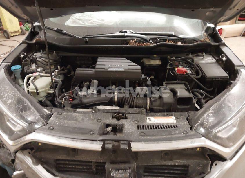 Photo 10 of 2018 Honda Cr-v EX (VIN 7FARW2H57JE037846)