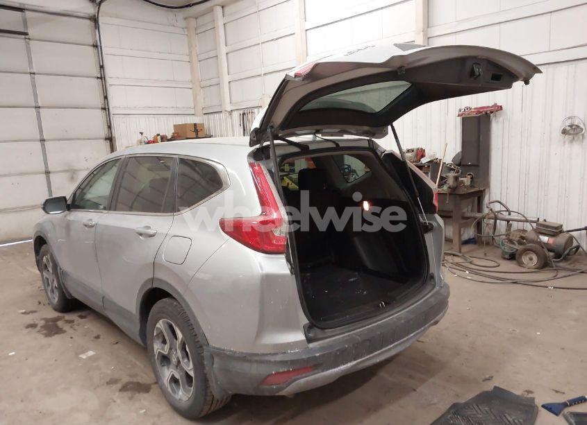 Photo 3 of 2018 Honda Cr-v EX (VIN 7FARW2H57JE037846)