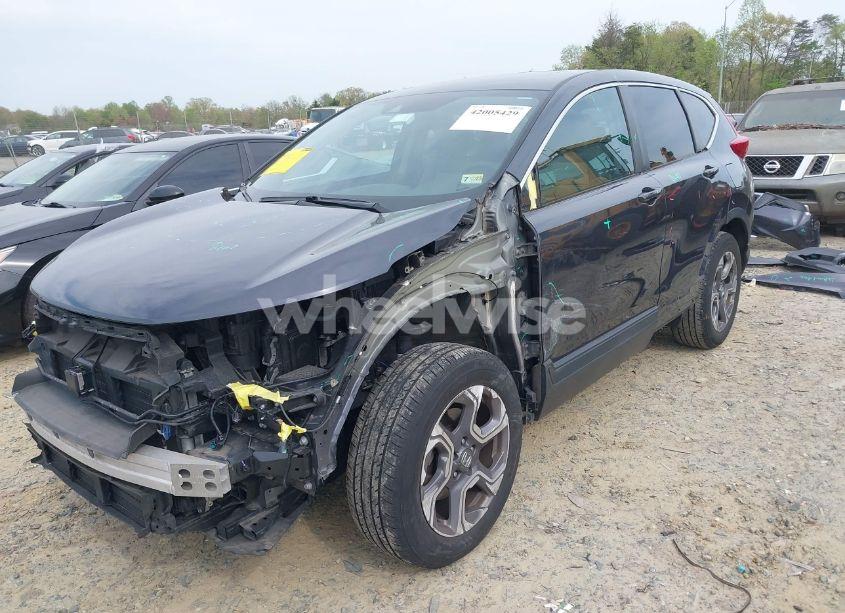 Photo 2 of 2018 Honda Cr-v EX (VIN 7FARW2H57JE067364)