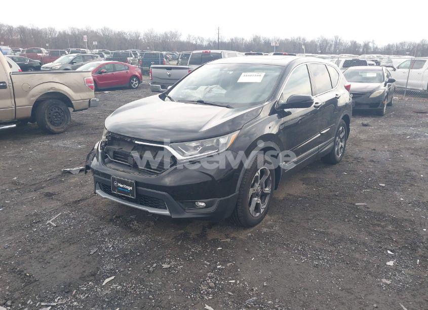 Photo 2 of 2018 Honda Cr-v EX (VIN 7FARW2H57JE068384)