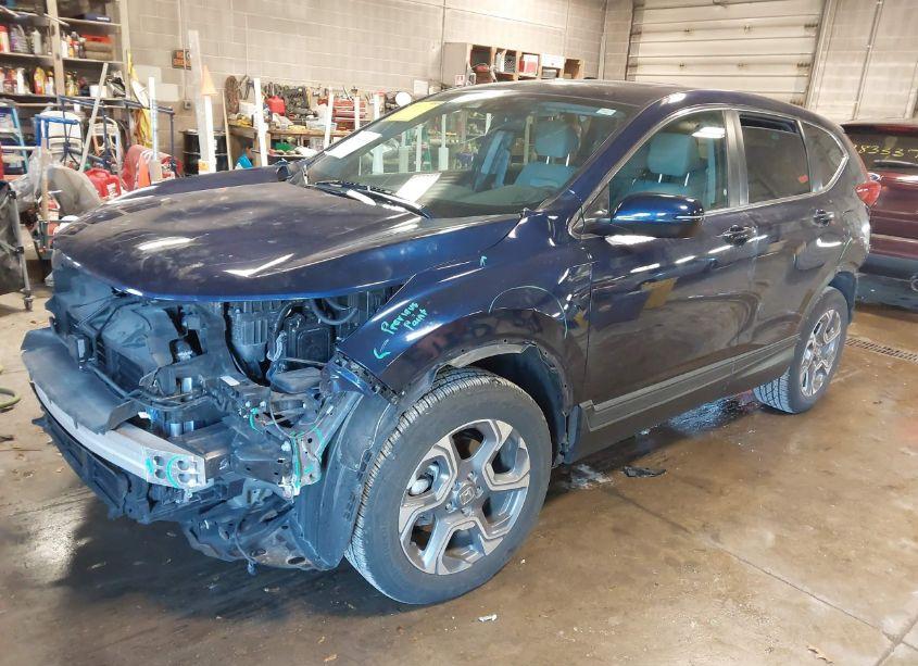 Photo 2 of 2018 Honda Cr-v EX (VIN 7FARW2H57JE070832)