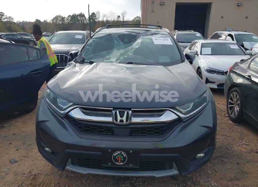 Photo 12 of 2018 Honda Cr-v EX (VIN 7FARW2H57JE094824)