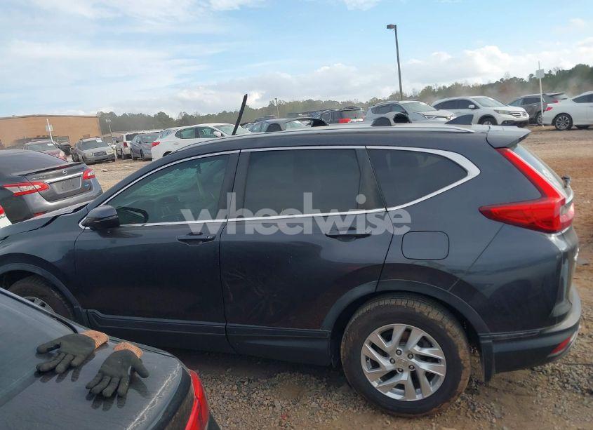 Photo 14 of 2018 Honda Cr-v EX (VIN 7FARW2H57JE094824)