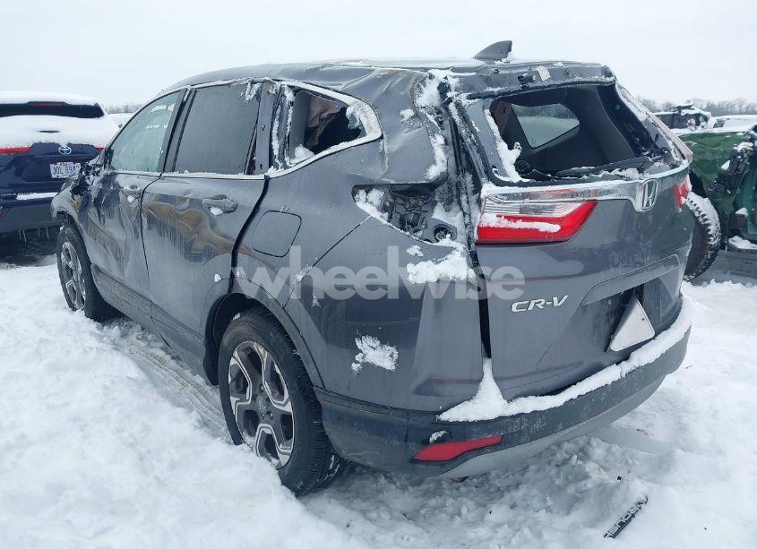 Photo 3 of 2018 Honda Cr-v EX (VIN 7FARW2H59JE104947)